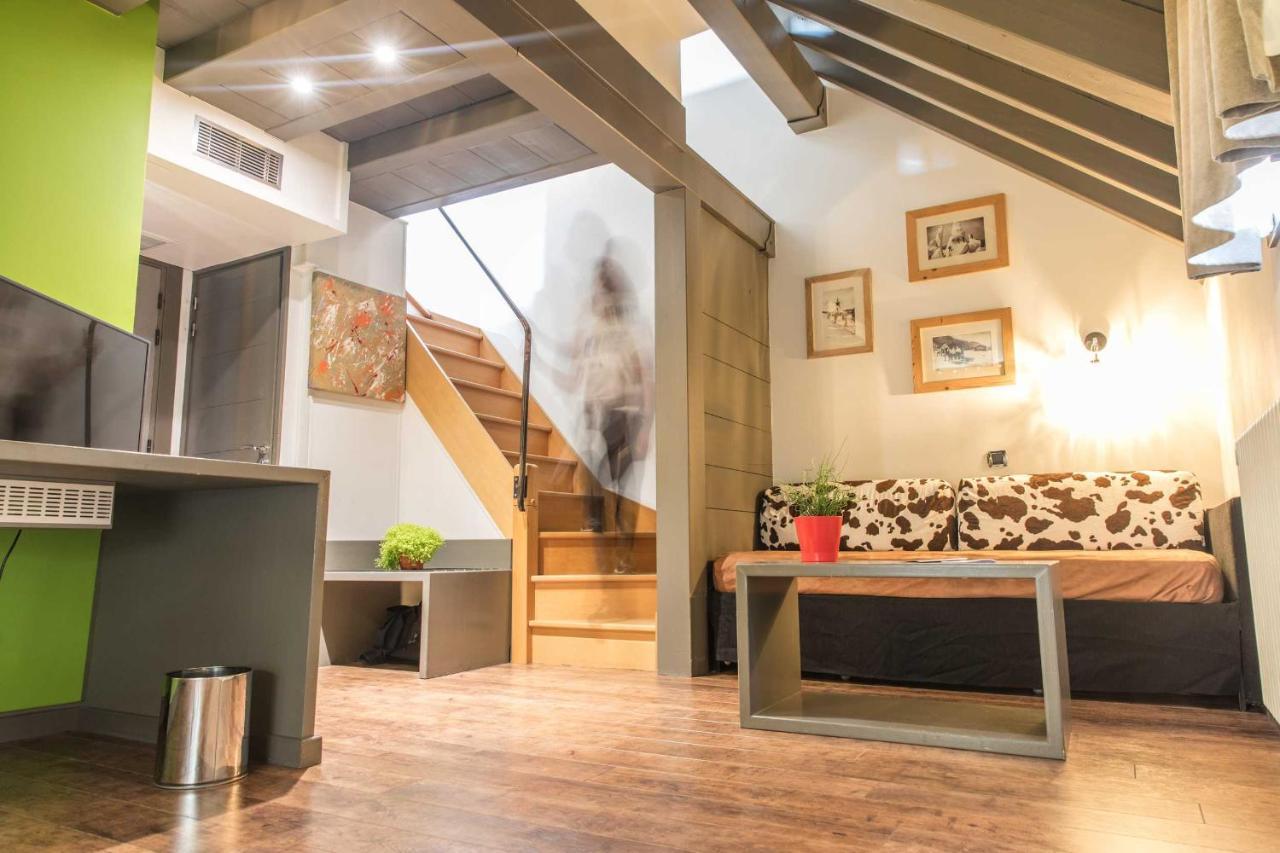 La Maison Rouge Chambéry Esterno foto