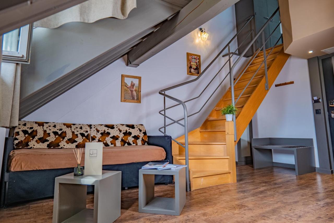 La Maison Rouge Chambéry Esterno foto